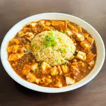 麻婆チャ-ハン（中華料理 無限鴨）