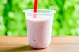 いちごの濃厚ヨーグルトジュース（ヘルシー＆パワーサラダ サラダ大学 - 神楽坂校 -）