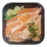 サーモンづくし丼（寿司しん 西川口店）