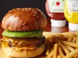 【人気No.1】アボカドチーズバーガー（Wagyu to Worldwide）
