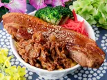 【牛焼肉】丸々一本角煮丼(小盛)（【名物！丸々一本角煮丼】大将のうまとろ食感じっくり煮込み）
