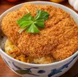 女王様のとじないロースカツとヒレカツのミックスカツ丼（カツ丼 三代目 なかじま 新宿店）