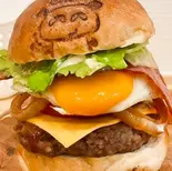 one’s BURGER チーズベーコン卵（one’s BURGER）