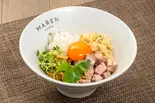 しょうゆまぜそば ミニ飯付(レンジ加熱可)（MAREN 肥後橋）