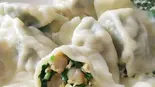 エビ、卵とにらの水餃子（聚楽飯店）