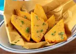 シチリア風ひよこ豆ペーストのフリット “パネッレ”（南イタリア料理 Osteria NORA）