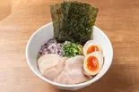 (特製)淡麗 塩鶏そば（【毎月コラボ限定麺掲載中！】ミタバラボ）