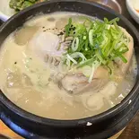 半サムゲタン(参鶏湯)/반계탕（にこにく＆韓国チキン）