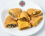 ホーショール(でっかい餃子)3個(野菜、カレー、肉味の1個づつ)(Cafe Mongolia)