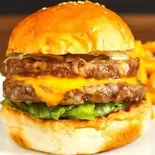 ダブルチーズバーガー【226gパティ】 Double Cheese Burger（RajaVetta 白金高輪本店）
