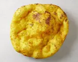 チーズガーリックナン Cheese ＆ Garlic Naan（エスタージマハルエベレスト弁天町店）