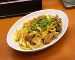 ホルモン焼きうどん（ホルモンうどん さくら）