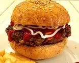 クラシックバーガー(フレンチフライ付き)（スタンドココペリ (CAFE＆BAR Thunderbird)）