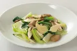 きのこと青梗菜の塩炒め（本格中華エクスプレス(旧上海エクスプレス駒沢店)）
