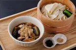 椎茸水の肉汁うどん（肉汁うどん武讃 神保町店）