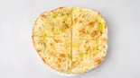 ガーリックナン Garlic Naan（パプリカ）