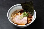 醤油らーめん(太麺)（稲荷屋）