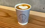 カフェラテ HOT（COFFEE ROASTERY むすぶ）