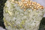 ジャコワカメ「定番商品！！」（「おむすび おにぎり」シイナノゴハン (肉巻きおむすび 豚汁 生姜焼き ハンバーグ)）