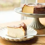 ホワイトチョコチーズバスクケーキ（となりのと）