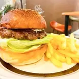 ハンバーガー（MIND CAFE ＆ GREEN）
