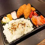 サーモンフライ弁当（カフェ＆食堂うさぎと葉っぱ）