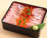 ホッケとイクラの生ちらし（北海道料理 浜っ子 読売北海道ビル店）
