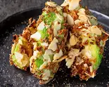 アボカドナッツ揚げ～わさびマヨ添え～（海鮮鮨と鶏白湯おでん 魚でん 船橋本店）