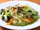 キクラゲと玉子の炒め(四川麻辣火鍋 天府 桜木町店(中華料理・定食・ラーメン・餃子))