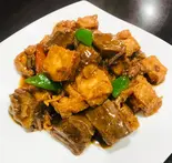 牛バラと揚げ豆腐の酱油炒め(酔香園)