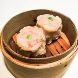 自家製肉焼売 (2個)（中華酒家飯店 角鹿）