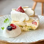 ゴルチャショートケーキ（ショートケーキ専門店ゴールデンチャイルドカフェ）
