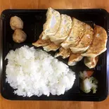 焼き餃子弁当（中国家庭料理 佳成）
