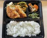 コロッケ弁当(ミート&デリ アラタ)