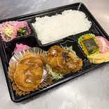 コロッケ弁当（くいしんぼう Kuishinbou）