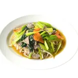 Phở xào bò ・牛肉と野菜炒めのフォー（ベトナム料理MAY QUAN）