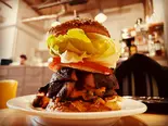 ABCバーガー(オーバークック・バーガー・バー)