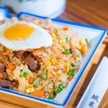 角切チャーハン（城寨食堂）