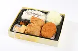 醤油から揚げとコロッケ弁当（とんかついなば和幸 天神橋筋商店街店）