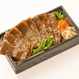 A5上カルビ弁当（西大井精肉店）