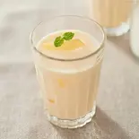 マンゴーラッシー mango lassi(コロンビアエイト)