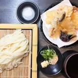天盛りざるうどん（つるのおんがえし横川店）