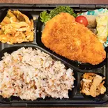 早乙女のささみかつ弁当お茶つき（おばんざいや早乙女 銀座本店）