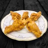 チキンから揚げ Fried Chicken drumstick（アジアンダイニングバー MANZOKU HOUSE）