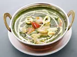 シーフードほうれん草カレー・Seafood Spinach Curry（インド料理神奈川カレーハウス）