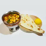 Taj シーフードスープカレーセット(Taj Seafood Soup Currry with Nan & Rice)(Taj Mahal Factory)