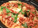 ニラとサクラエビのチヂミ（WAGYU でですけ）