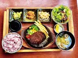 黒毛和牛ハンバーグ（コーデュロイカフェ 大名店）