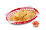 チップス＆サルサ Corn Chips＆Tomato Salsa（フリホーレスブリトー＆サラダ 麻布十番）