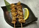 鶏皮 2本（居酒屋栄ちゃん栄町店）